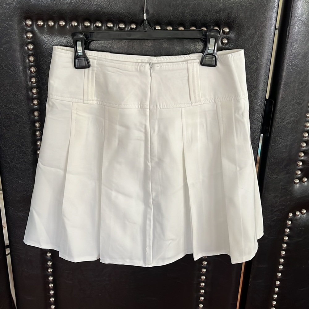 NWOT Off-white Pleated Skirt - Picture 3 of 3